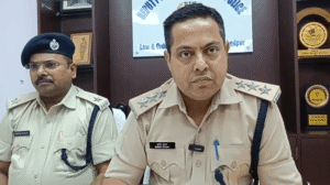 जमशेदपुर की बागबेड़ा थाना पुलिस द्वारा तड़ीपार आदेश का उल्लंघन करने वाले अपराधी दीपक तिवारी उर्फ काना की गिरफ्तारी।
