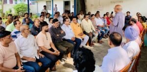 मानगो नगर निगम के खिलाफ 27 जुलाई के धरने की घोषणा करते विधायक सरयू राय