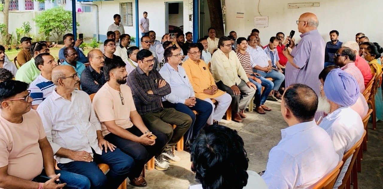 मानगो नगर निगम के खिलाफ 27 जुलाई के धरने की घोषणा करते विधायक सरयू राय