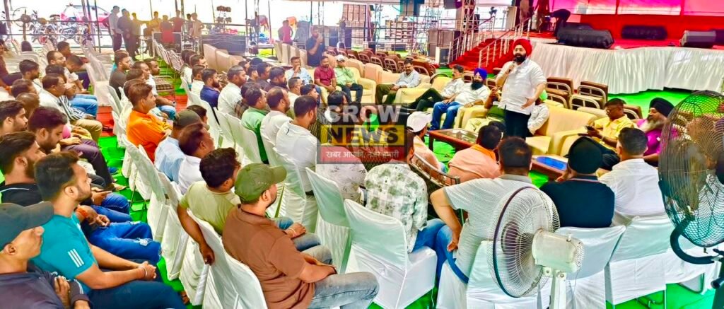 कालीमाटी रोड में हर हर महादेव सेवा संघ की 26वीं भजन संध्या की तैयारियां