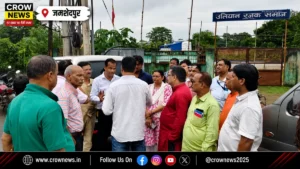 कदमा क्षेत्र में विकास और जनसुविधा के कार्यों का निरीक्षण करती टाटा स्टील यूआईएसएल और जदयू की संयुक्त टीम